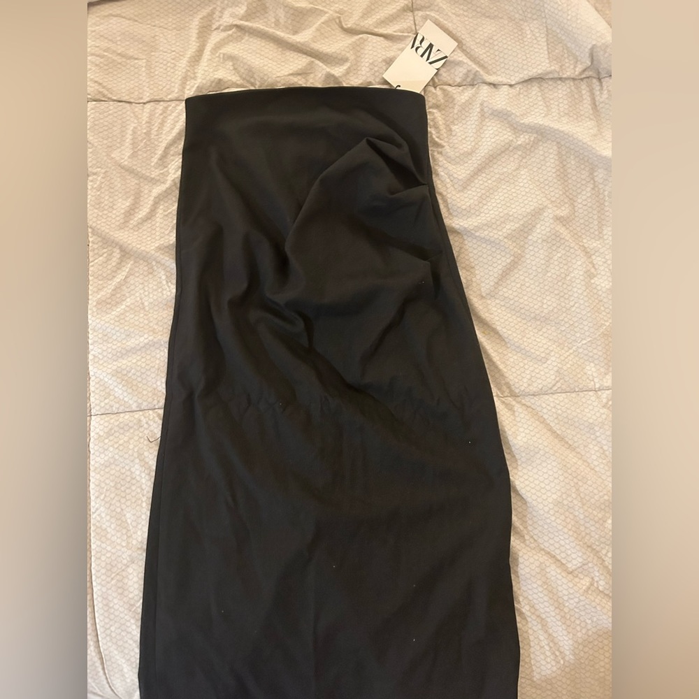 New Zara MIDI Skirt